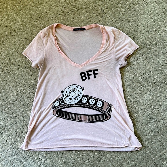 Wildfox Tops - Wildfox “Oversized” Short Sleeve T-shirt Top Small Diamond Ring 💍